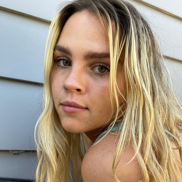 Meet your Posher, Hunter - Picture 3 of 4